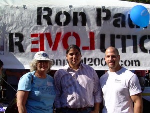 2007.11.23 Arlington VA 300x225 Ron Paul Zombies Wake Up!